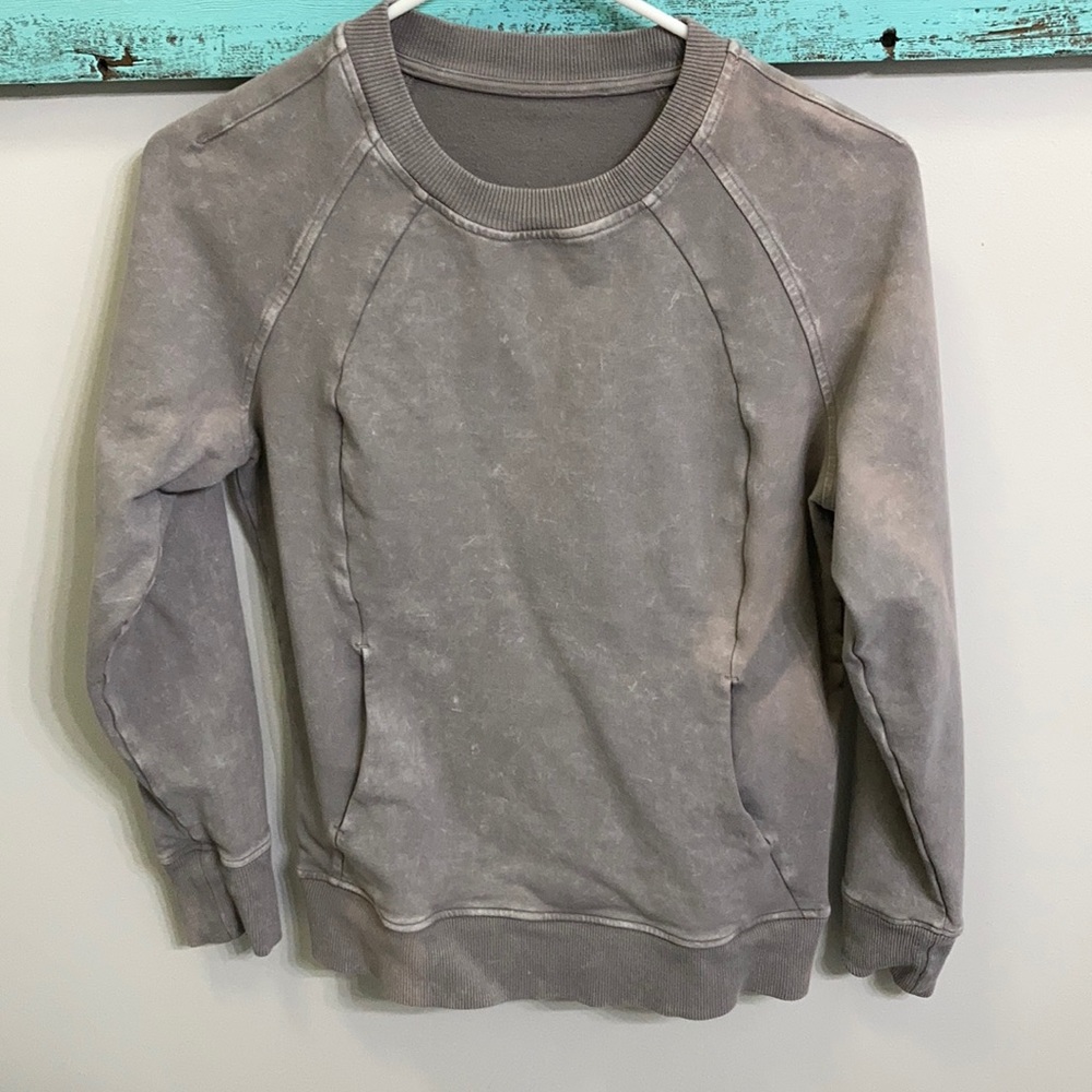 Lululemon acid wash size 4